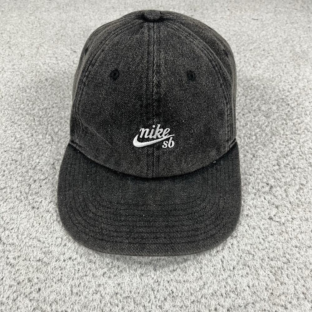Nike SB Hat Cap Mens Gray Skateboard Adjustable Strap OS Embroidered Logo